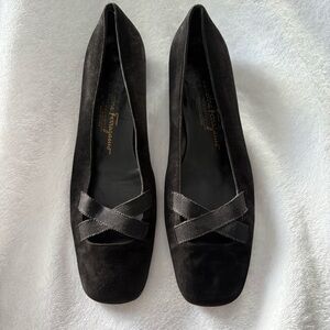 Salvatore Ferragamo Boutique LaBelle Flats